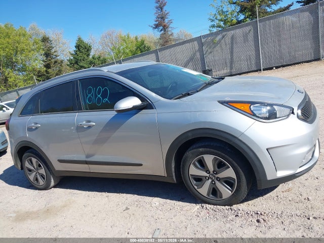 Продаж на аукціоні авто 2017 Kia Niro Ex, vin: KNDCC3LC4H5056260, номер лоту: 45038182