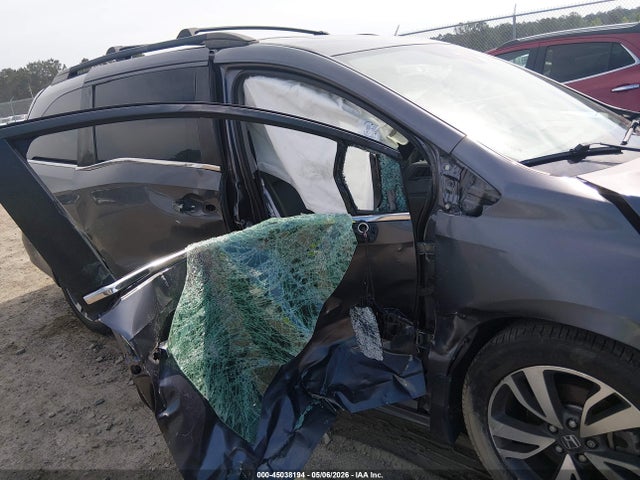Honda Odyssey Touring 2022 5FNRL6H82NB027219 Image 6