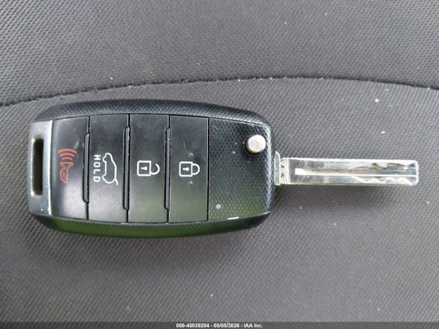 45038204 :رقم المزاد ، KNDJN2A21F7750802 vin ، 2015 Kia Soul مزاد بيع
