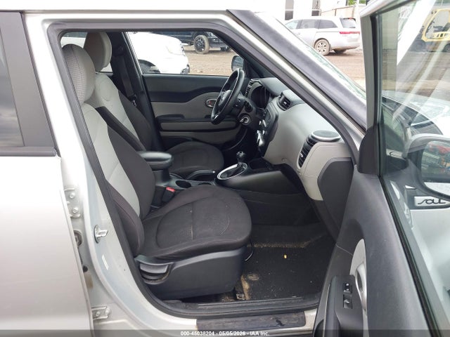 45038204 :رقم المزاد ، KNDJN2A21F7750802 vin ، 2015 Kia Soul مزاد بيع