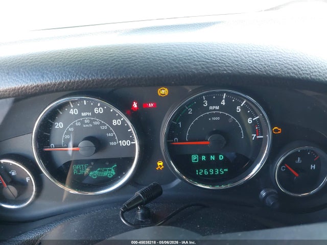 45038218 :رقم المزاد ، 1C4BJWFG3FL757639 vin ، 2015 Jeep Wrangler Unlimited Rubicon مزاد بيع