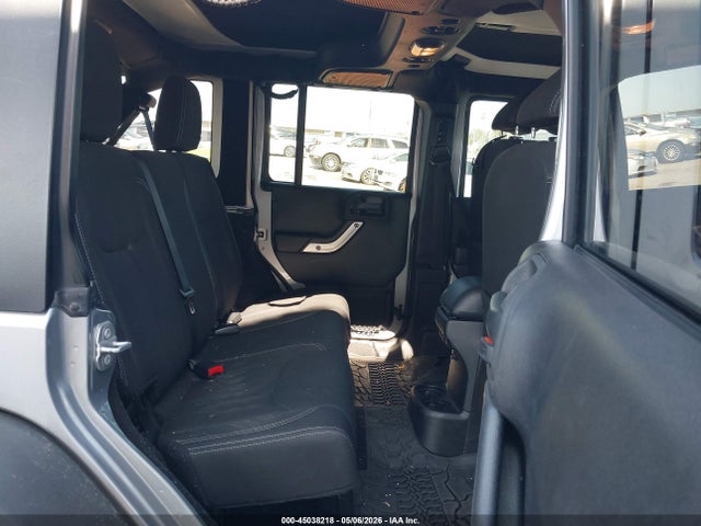45038218 :رقم المزاد ، 1C4BJWFG3FL757639 vin ، 2015 Jeep Wrangler Unlimited Rubicon مزاد بيع