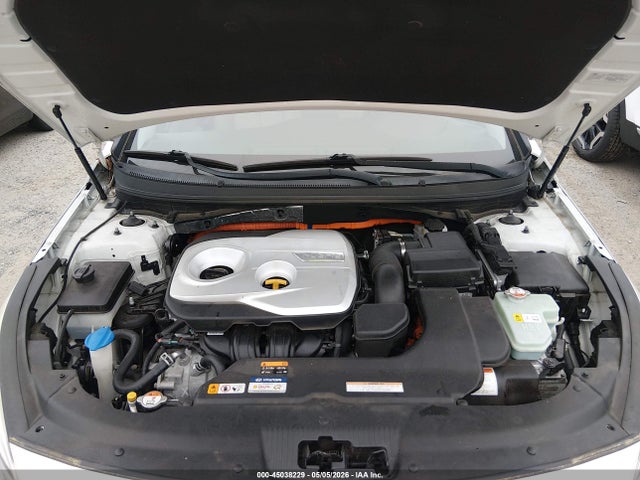 KMHE24L13GA009240 Hyundai Sonata Hybrid Se