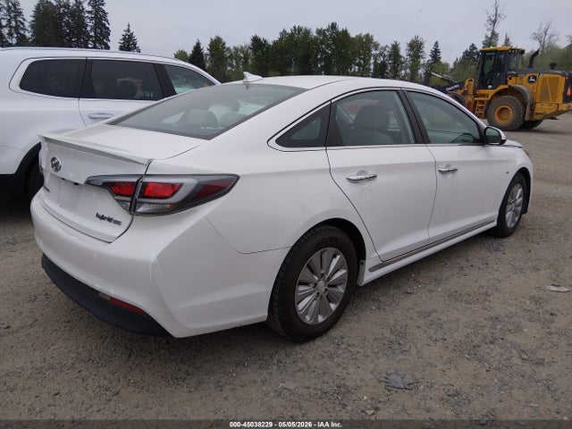 KMHE24L13GA009240 Hyundai Sonata Hybrid Se