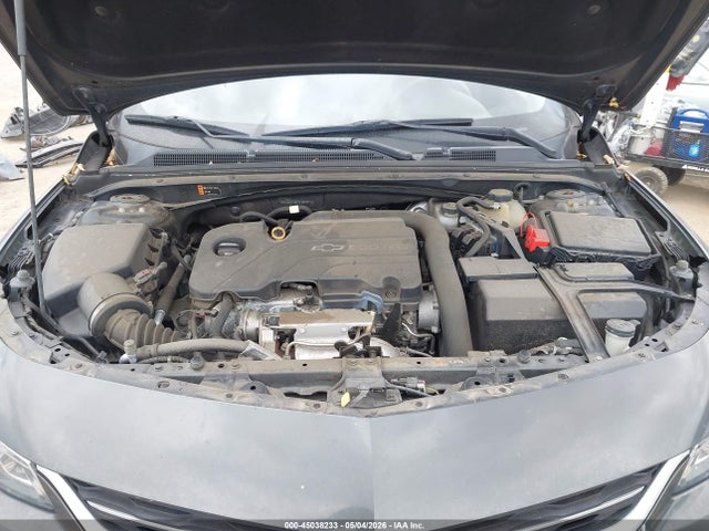 1G1ZD5ST1JF157639 Chevrolet MALIBU LT