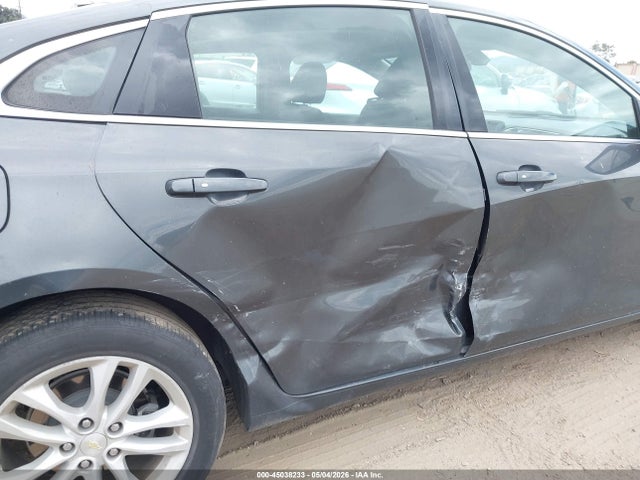 1G1ZD5ST1JF157639 Chevrolet MALIBU LT