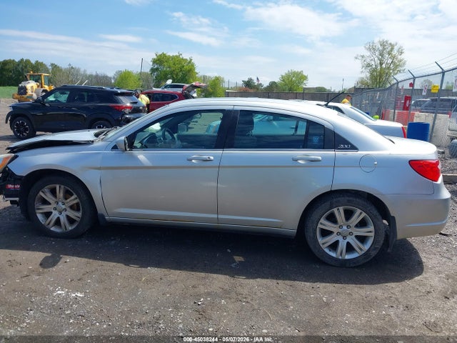 2012 Chrysler 200 Touring მანქანა იყიდება აუქციონზე, vin: 1C3CCBBB4CN177094, აუქციონის ნომერი: 45038244