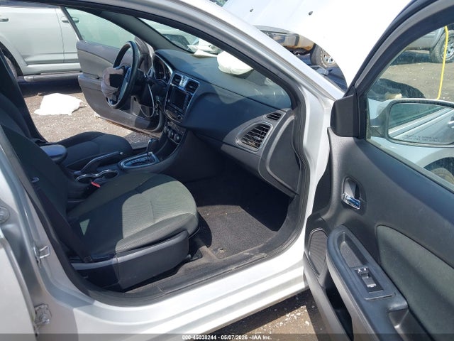 2012 Chrysler 200 Touring მანქანა იყიდება აუქციონზე, vin: 1C3CCBBB4CN177094, აუქციონის ნომერი: 45038244
