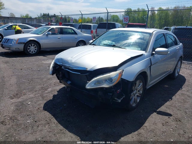 2012 Chrysler 200 Touring მანქანა იყიდება აუქციონზე, vin: 1C3CCBBB4CN177094, აუქციონის ნომერი: 45038244