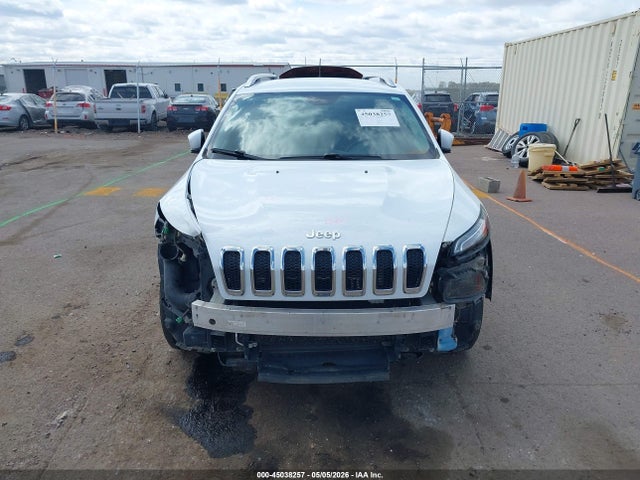 45038257 :رقم المزاد ، 1C4PJMCS3GW215928 vin ، 2016 Jeep Cherokee Latitude مزاد بيع