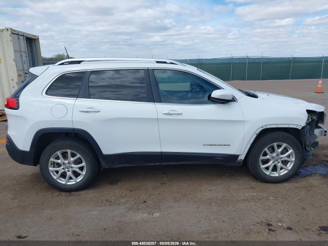 45038257 :رقم المزاد ، 1C4PJMCS3GW215928 vin ، 2016 Jeep Cherokee Latitude مزاد بيع