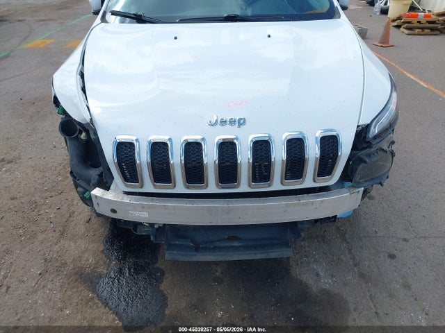 45038257 :رقم المزاد ، 1C4PJMCS3GW215928 vin ، 2016 Jeep Cherokee Latitude مزاد بيع