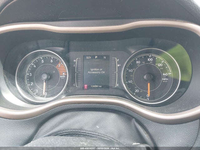 45038257 :رقم المزاد ، 1C4PJMCS3GW215928 vin ، 2016 Jeep Cherokee Latitude مزاد بيع