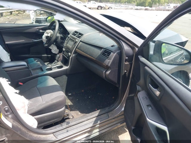 2016 Toyota Camry Le მანქანა იყიდება აუქციონზე, vin: 4T1BF1FK5GU131025, აუქციონის ნომერი: 45038272