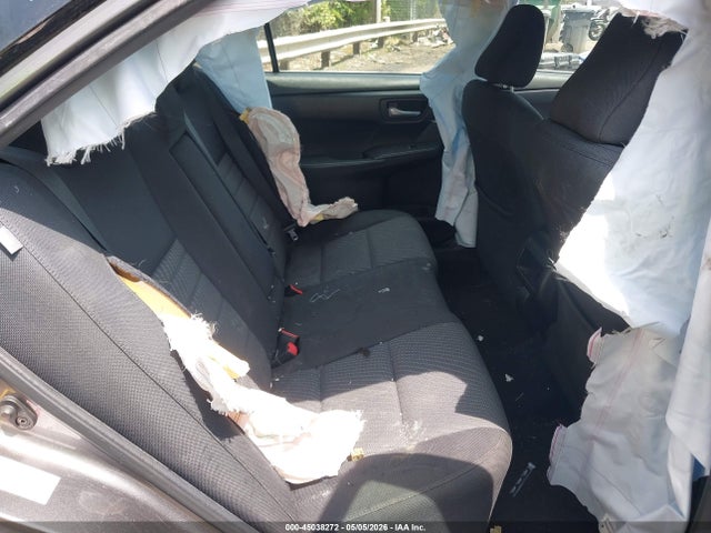 2016 Toyota Camry Le მანქანა იყიდება აუქციონზე, vin: 4T1BF1FK5GU131025, აუქციონის ნომერი: 45038272