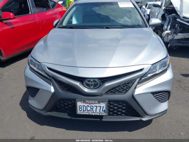Продажа на аукционе авто 2018 Toyota Camry Se, vin: 4T1B11HK5JU599405, номер лота: 45038345