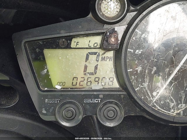 45038359 :رقم المزاد ، JYARN10E43A010227 vin ، 2003 Yamaha Yzfr1 مزاد بيع