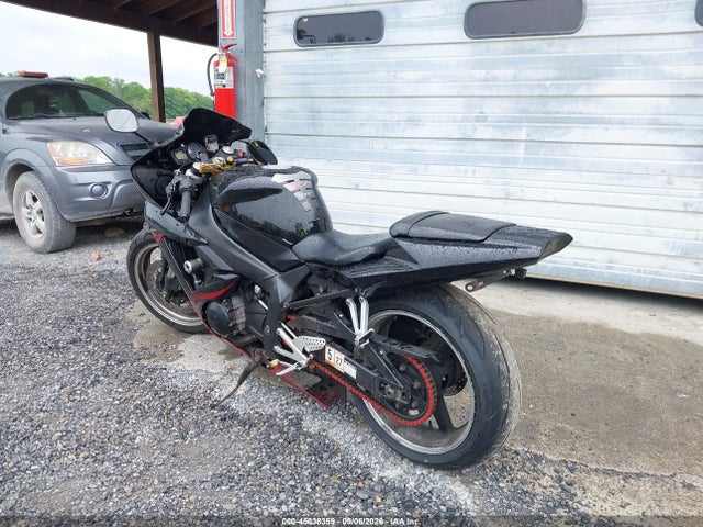 45038359 :رقم المزاد ، JYARN10E43A010227 vin ، 2003 Yamaha Yzfr1 مزاد بيع