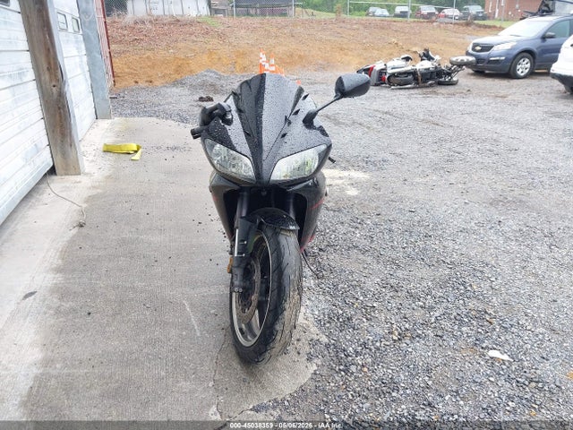 45038359 :رقم المزاد ، JYARN10E43A010227 vin ، 2003 Yamaha Yzfr1 مزاد بيع
