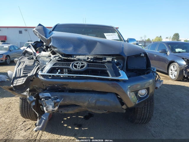 2013 Toyota Tacoma V6 მანქანა იყიდება აუქციონზე, vin: 5TFMU4FNXDX016865, აუქციონის ნომერი: 45038372
