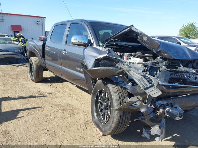 2013 Toyota Tacoma V6 მანქანა იყიდება აუქციონზე, vin: 5TFMU4FNXDX016865, აუქციონის ნომერი: 45038372
