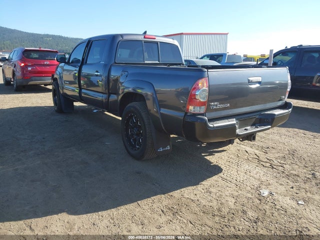 2013 Toyota Tacoma V6 მანქანა იყიდება აუქციონზე, vin: 5TFMU4FNXDX016865, აუქციონის ნომერი: 45038372