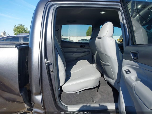 2013 Toyota Tacoma V6 მანქანა იყიდება აუქციონზე, vin: 5TFMU4FNXDX016865, აუქციონის ნომერი: 45038372