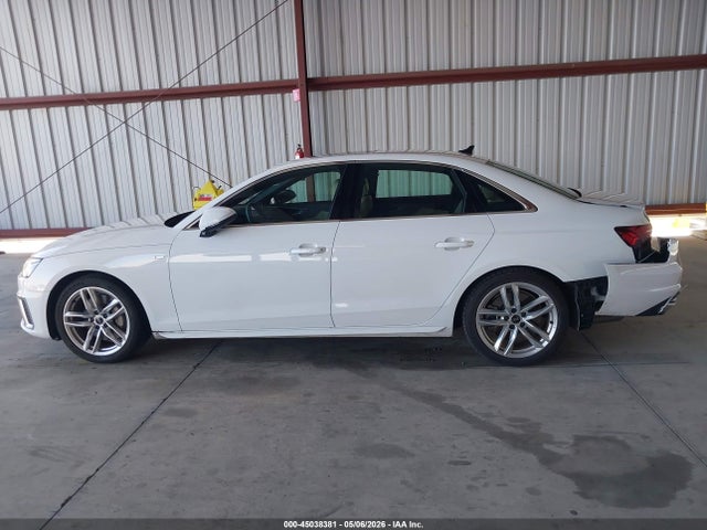 2024 Audi A4 Premium 45 Tfsi S Line Quattro S Tronic მანქანა იყიდება აუქციონზე, vin: WAUDAAF40RN010314, აუქციონის ნომერი: 45038381