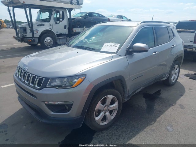 2018 Jeep Compass Latitude 4x4 მანქანა იყიდება აუქციონზე, vin: 3C4NJDBB3JT199395, აუქციონის ნომერი: 45038456