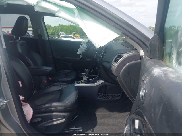 2018 Jeep Compass Latitude 4x4 მანქანა იყიდება აუქციონზე, vin: 3C4NJDBB3JT199395, აუქციონის ნომერი: 45038456