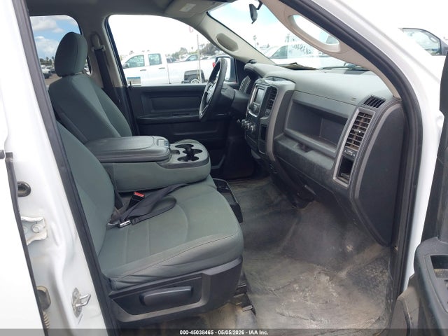 Продаж на аукціоні авто 2018 Ram 1500 Tradesman  4x4 5'7 Box, vin: 1C6RR7KG2JS144176, номер лоту: 45038465