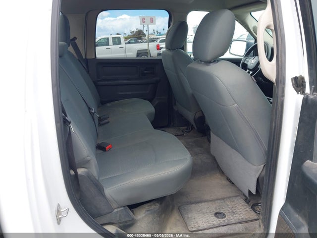 Продаж на аукціоні авто 2018 Ram 1500 Tradesman  4x4 5'7 Box, vin: 1C6RR7KG2JS144176, номер лоту: 45038465