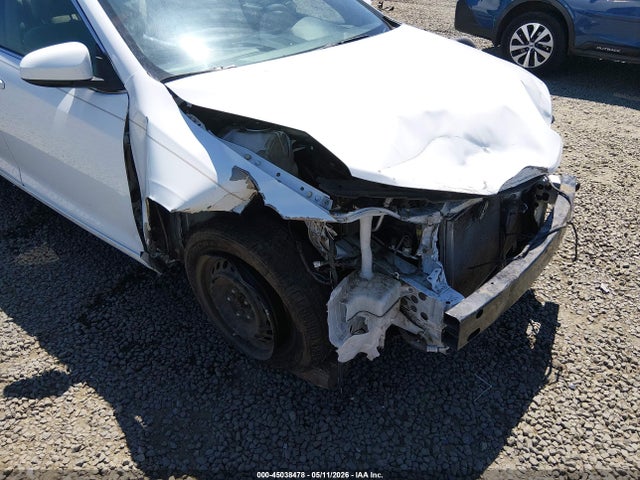 Toyota CAMRY LE 2014 4T4BF1FK0ER350879 Image 18