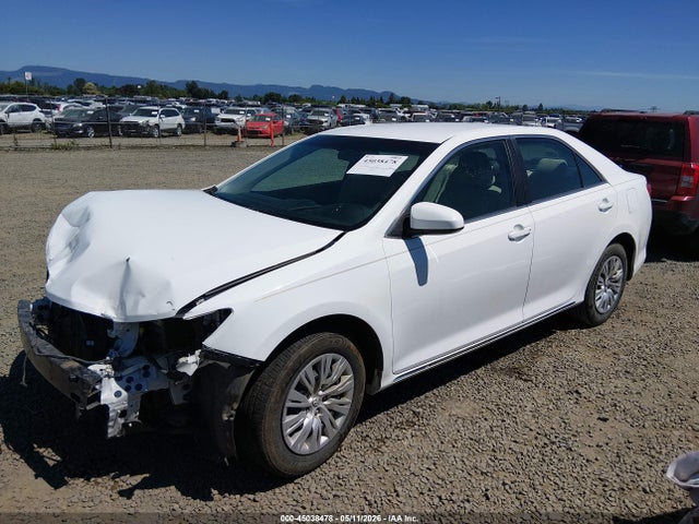 Toyota CAMRY LE 2014 4T4BF1FK0ER350879 Image 2