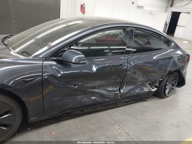 2025 Tesla Model 3 მანქანა იყიდება აუქციონზე, vin: 5YJ3E1EA6SF885198, აუქციონის ნომერი: 45038484