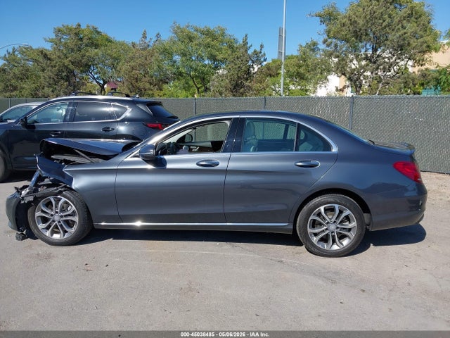 55SWF4KB8GU135056 Mercedes-Benz C-class C 300