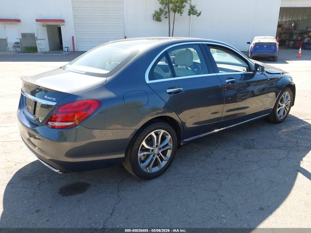 55SWF4KB8GU135056 Mercedes-Benz C-class C 300