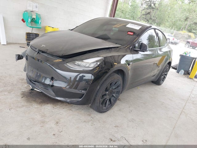 Продажа на аукционе авто 2023 Tesla Model Y Awd/long Range Dual Motor All-wheel Drive, vin: 7SAYGDEE7PA135045, номер лота: 45038490