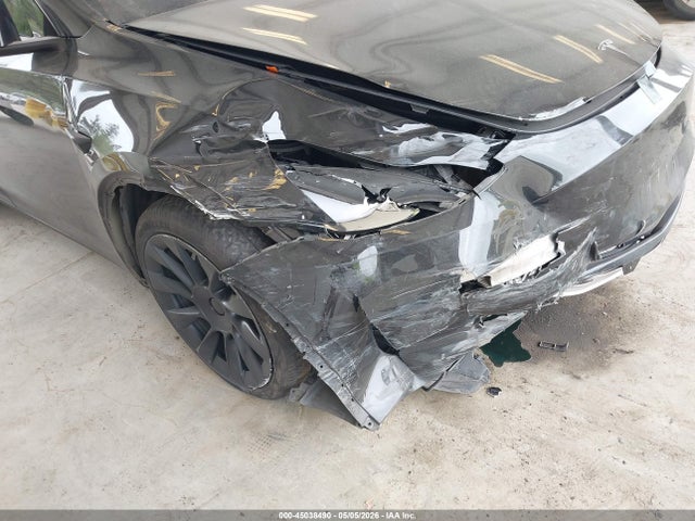Продажа на аукционе авто 2023 Tesla Model Y Awd/long Range Dual Motor All-wheel Drive, vin: 7SAYGDEE7PA135045, номер лота: 45038490