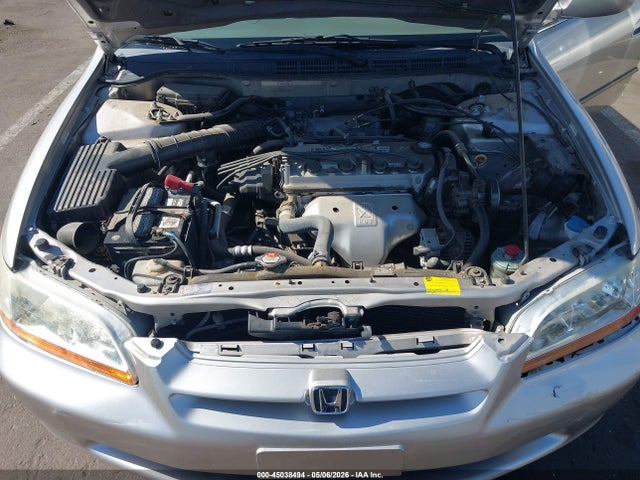 Auction sale of the 1999 Honda Accord Lx, vin: JHMCG5644XC020064, lot number: 45038494
