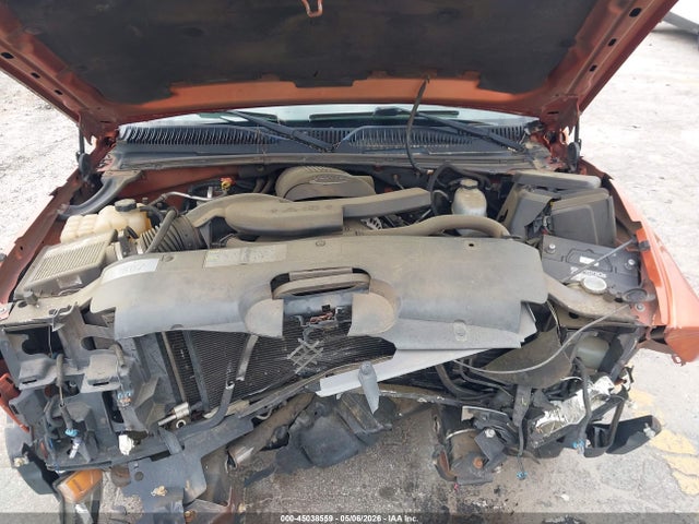 45038559 :رقم المزاد ، 3GNEC12T04G329400 vin ، 2004 Chevrolet Avalanche 1500 مزاد بيع