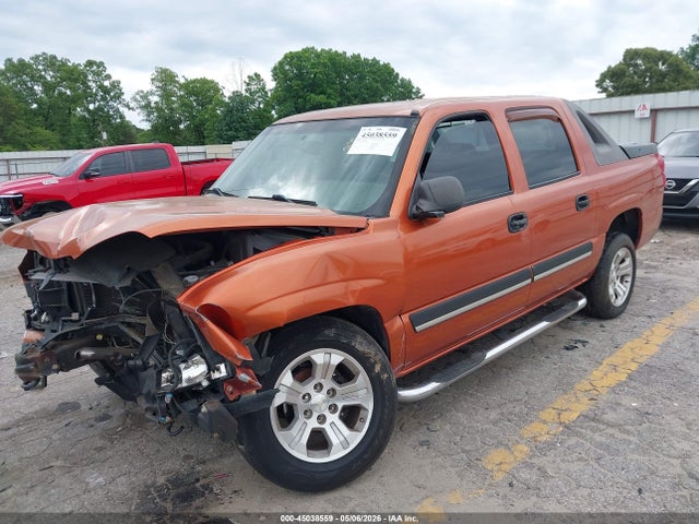 45038559 :رقم المزاد ، 3GNEC12T04G329400 vin ، 2004 Chevrolet Avalanche 1500 مزاد بيع