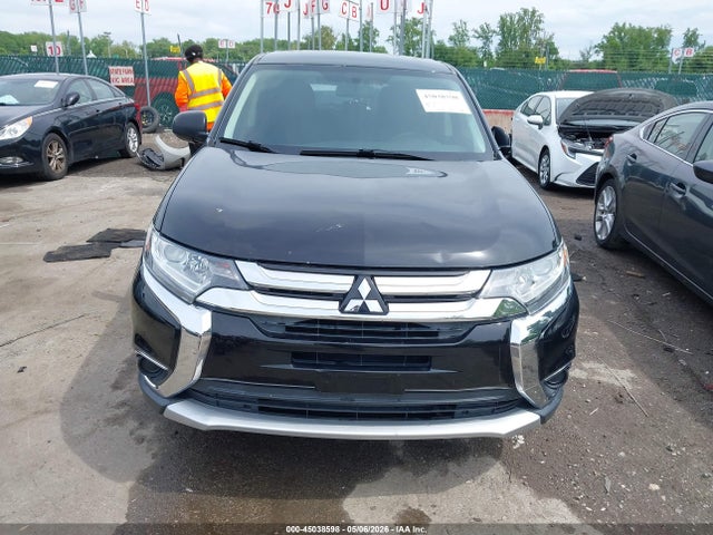 Продаж на аукціоні авто 2016 Mitsubishi Outlander Es, vin: JA4AD2A39GZ037884, номер лоту: 45038598