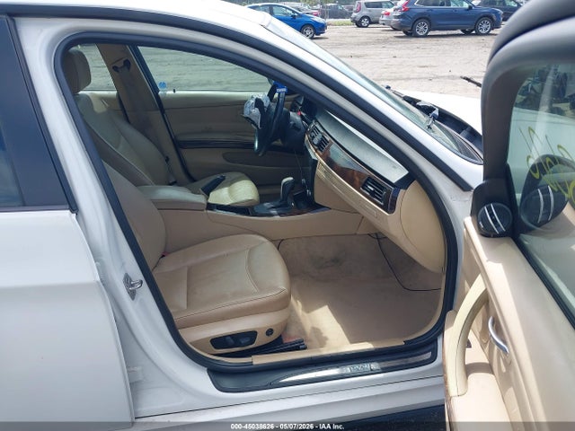2011 Bmw 328i მანქანა იყიდება აუქციონზე, vin: WBAPH7C59BE460896, აუქციონის ნომერი: 45038626