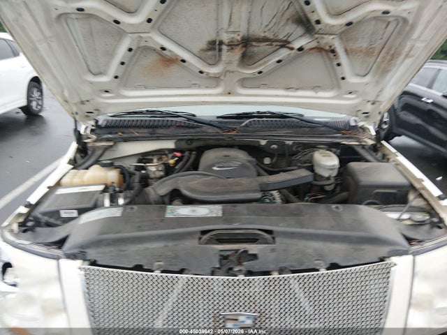 Auction sale of the 2003 Cadillac Escalade Standard, vin: 1GYEC63TX3R310057, lot number: 45038642