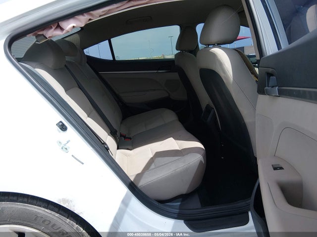 45038658 :رقم المزاد ، 5NPD74LF9HH117076 vin ، 2017 Hyundai Elantra Se مزاد بيع