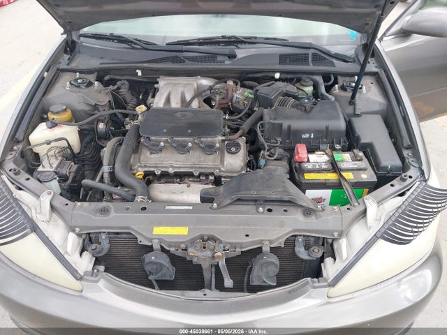 45038661 :رقم المزاد ، 4T1BF32K02U540933 vin ، 2002 Toyota Camry Le V6 مزاد بيع