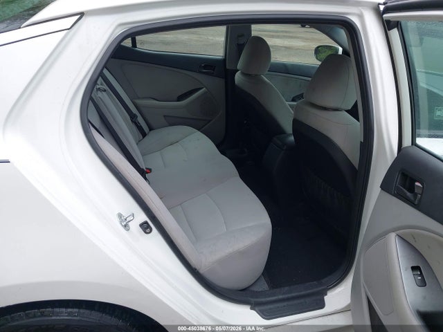 Продаж на аукціоні авто 2015 Kia Optima Lx, vin: KNAGM4A79F5578211, номер лоту: 45038676