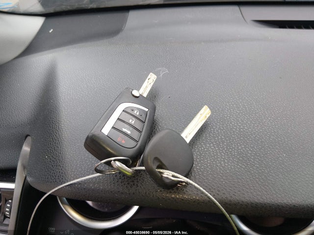 45038690 :رقم المزاد ، JTNB11HK3J3018733 vin ، 2018 Toyota Camry Se مزاد بيع