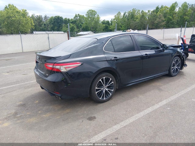 45038690 :رقم المزاد ، JTNB11HK3J3018733 vin ، 2018 Toyota Camry Se مزاد بيع